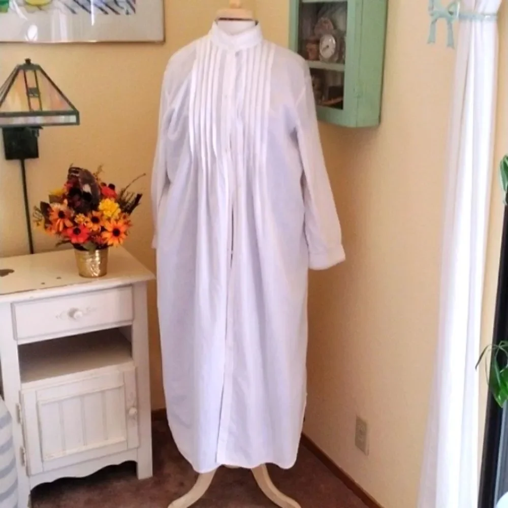 Vintage Lewis Frimel Robe